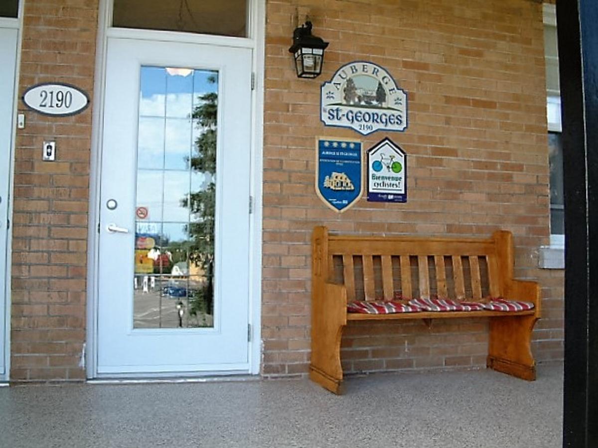 Auberge Le St-Georges Chicoutimi Εξωτερικό φωτογραφία