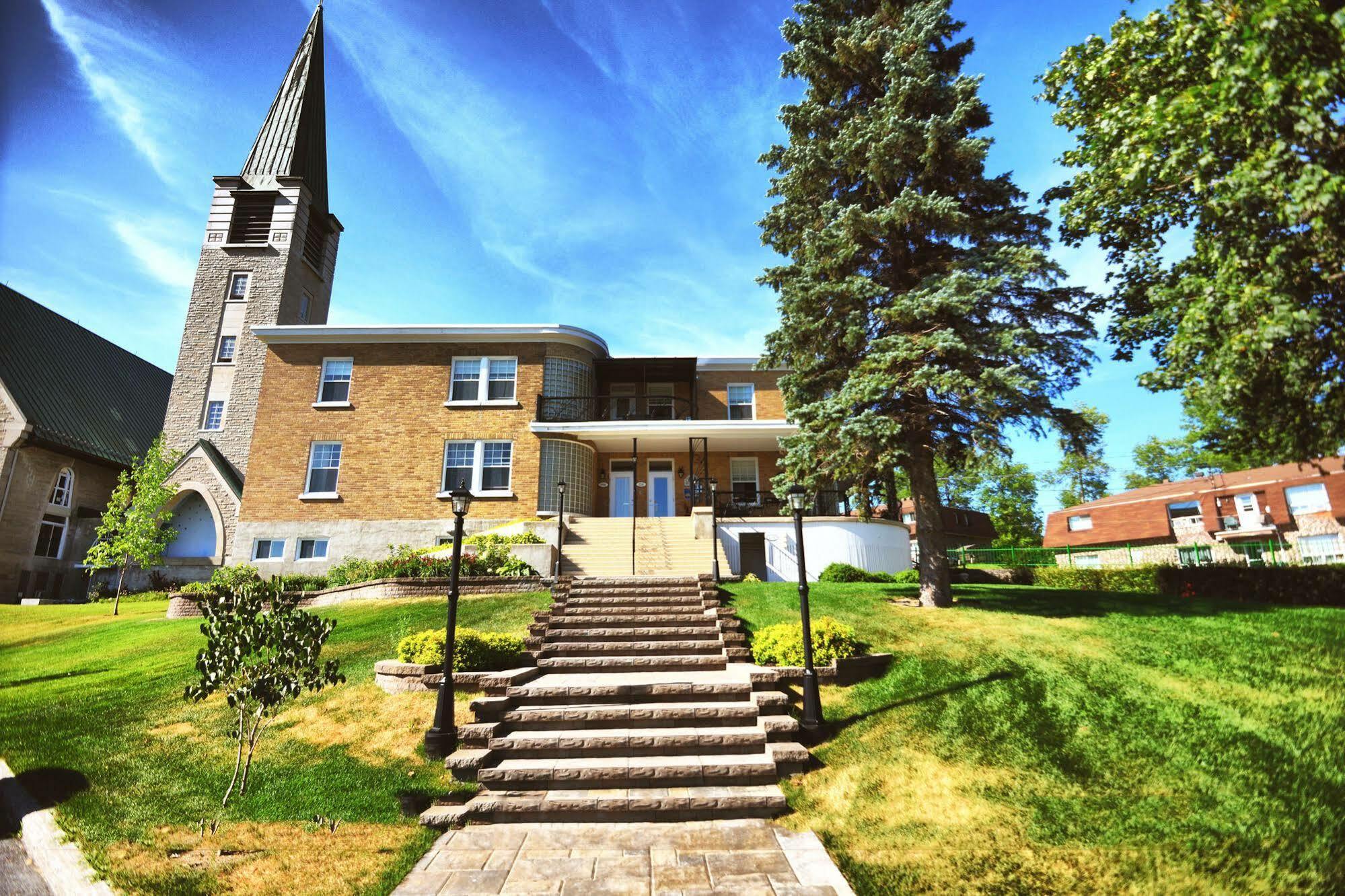 Auberge Le St-Georges Chicoutimi Εξωτερικό φωτογραφία