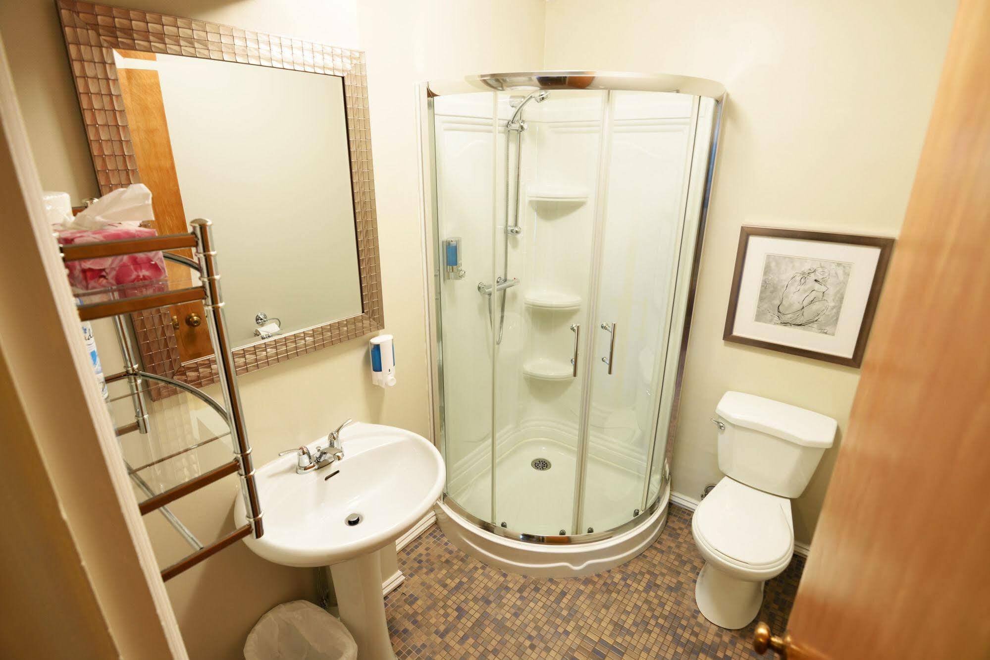 Auberge Le St-Georges Chicoutimi Εξωτερικό φωτογραφία